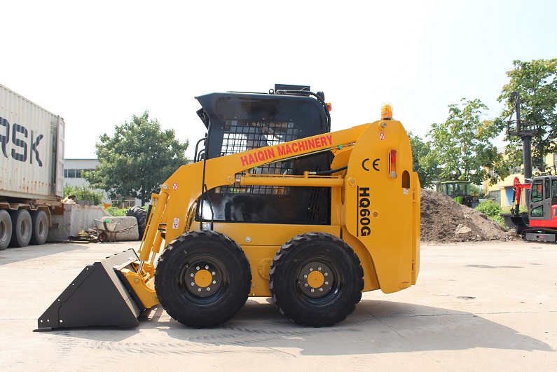 Mini Skid Loader timely maintenance !