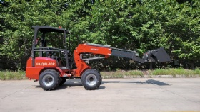 Telescopic Mini loader HQ190T with CE, Euro 5 or EPA 4 Engine