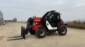 Small Telehandler HQ625