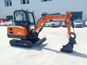 Small Crawler Excavator HQ25