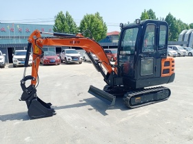 Small Crawler Excavator HQ25 with CE, Cabin. Mini digger with Euro 5 engine