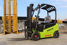 Electric forklift HQEF20